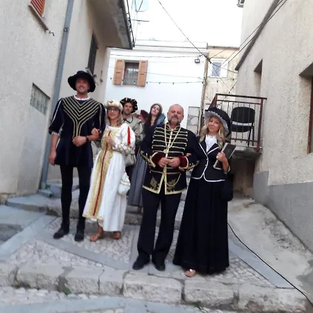 Mi-ma Ul. Prilaz 1 51250, Novi Vinodolski, Hrvatska